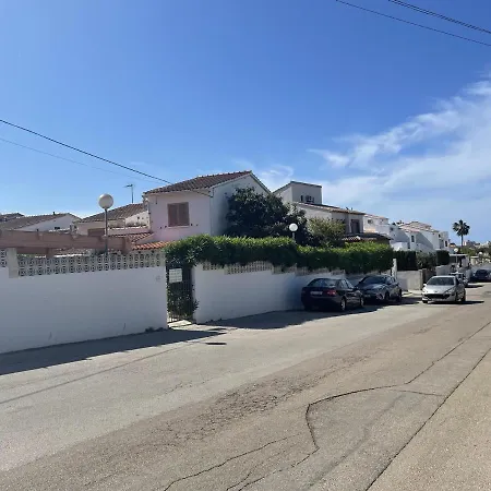 Apartamento Denia, 2 Dormitorios, 5 Personas - Es-262-49 Dénia