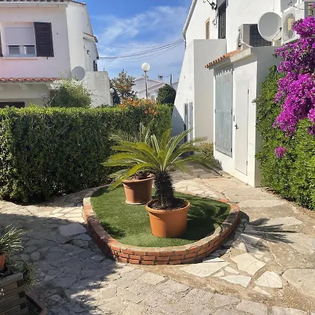 Apartamento Denia, 2 Dormitorios, 5 Personas - Es-262-49 Apartment Denia